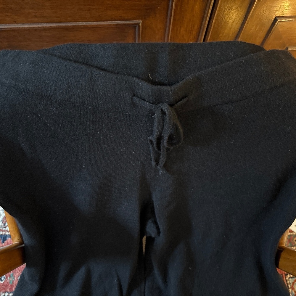 LUXURY BLACK CASHMERE WIDE-LEG PANTS – RARE, SOFT, & CHIC, Lily Pulitzer - NWT